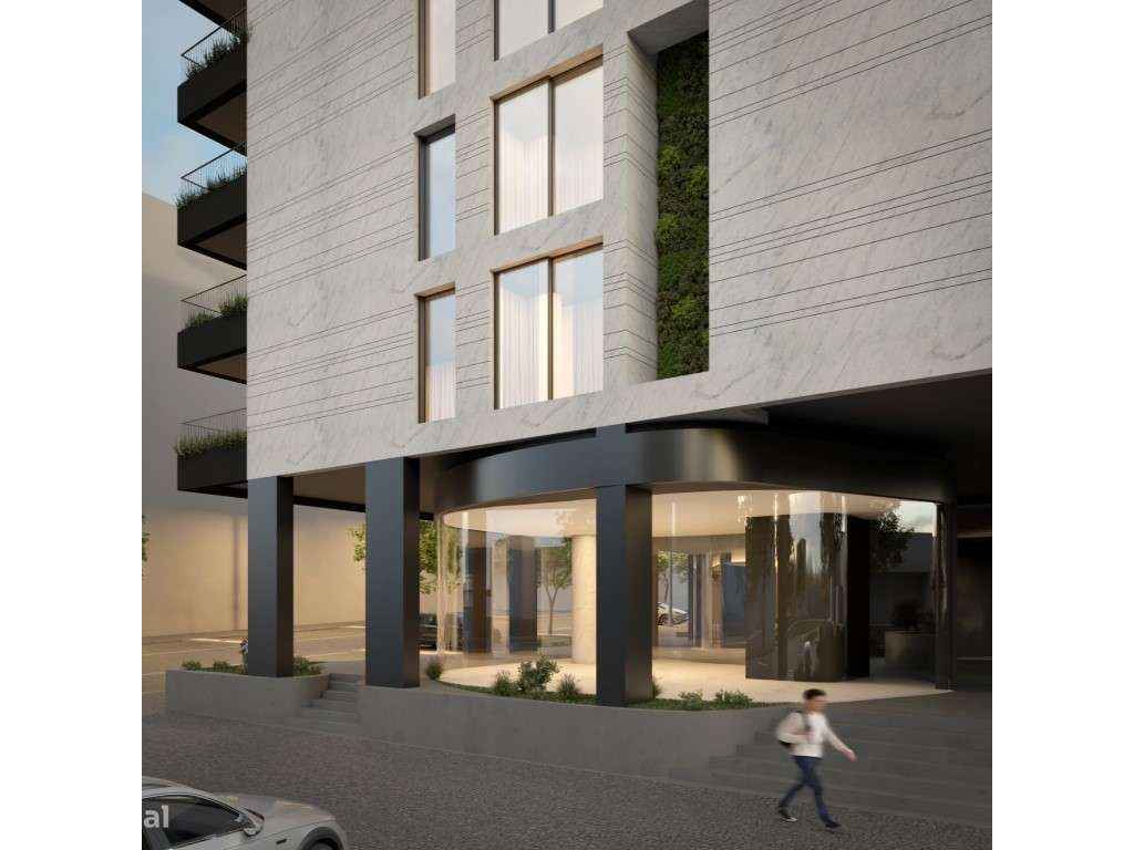 Apartamento T3, novo, varanda com churrasqueira e lavandaria; pisci...-5