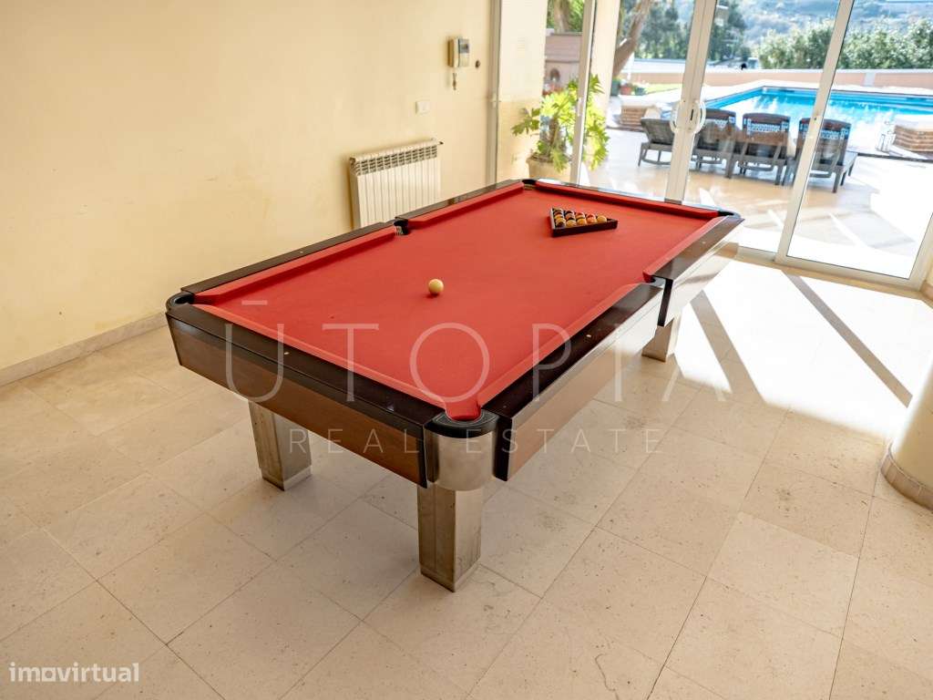 Moradia de Prestígio com Piscina, Campo de Ténis e Terreno Murado d...-33