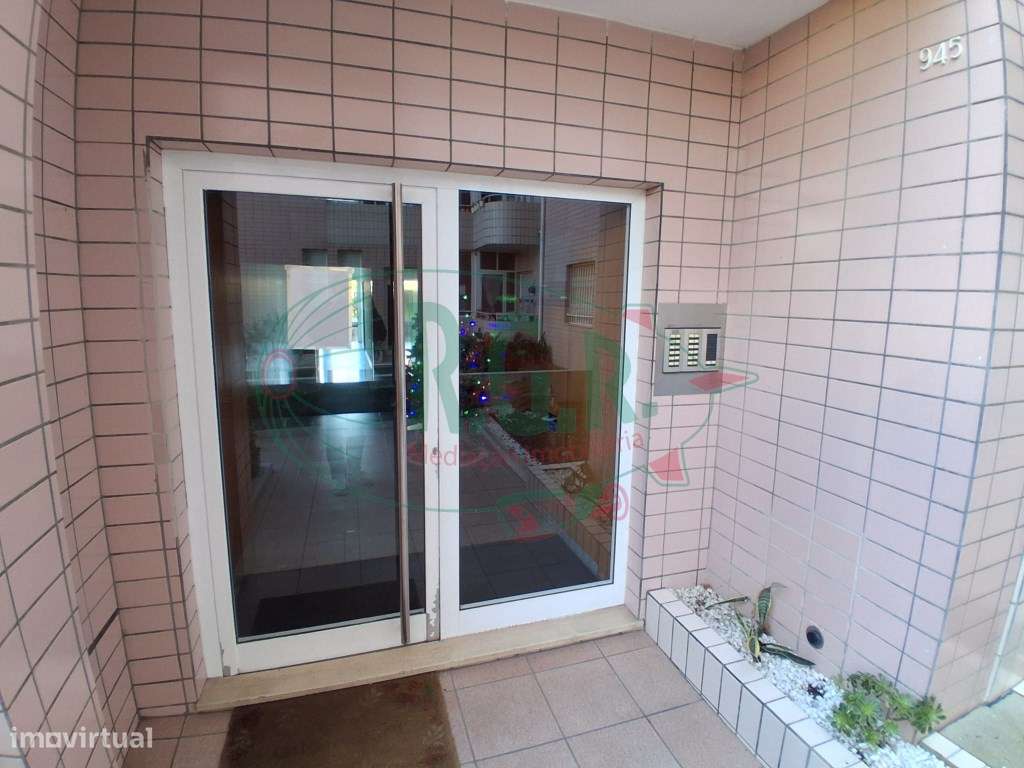 T2 Próximo ao Metro da Campainha/ Estação de Comboio - Grande imagem: 3/20