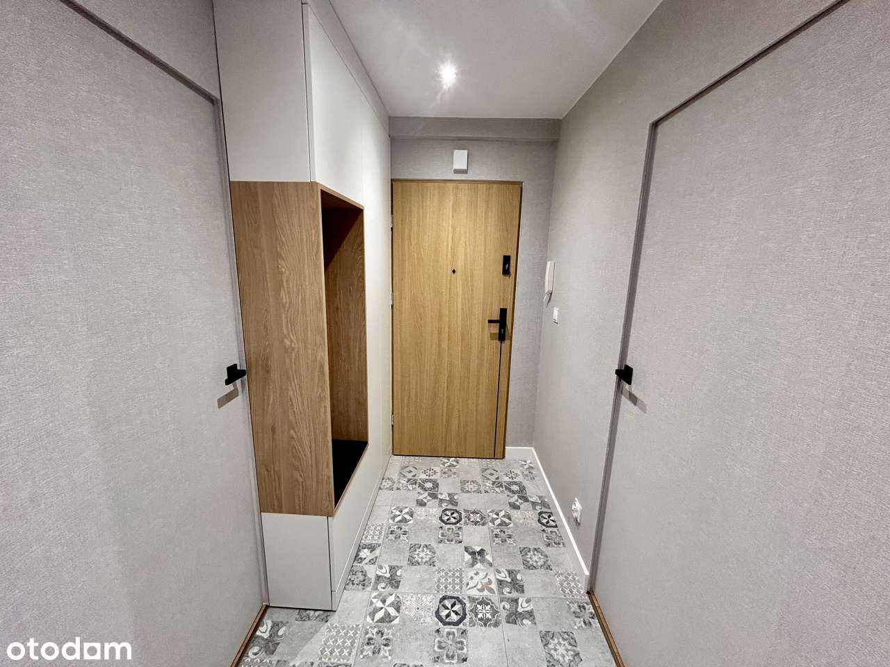 Trzypokojowe - po kompleksowym remoncie - balkon*piwnica*parking-14