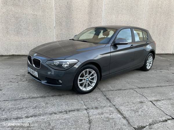 BMW 118 d Line Urban - 1