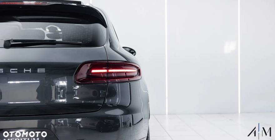 Porsche Macan Turbo - 8