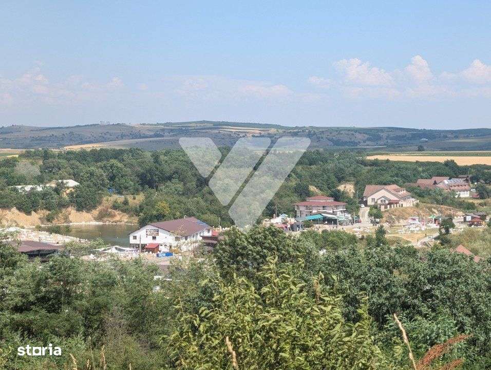 Teren intravilan 1670 mp cu vedere spre lacuri Ocna Sibiului - Imagine principală: 3/10
