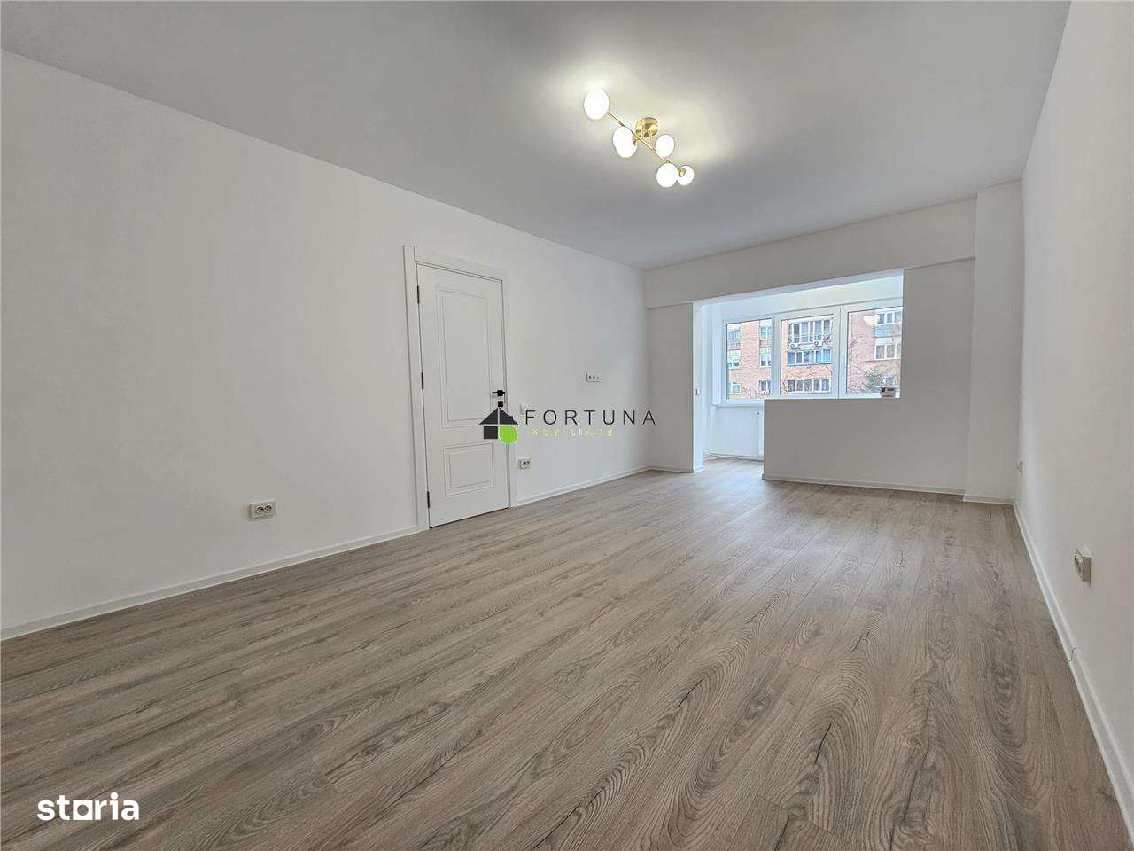 Apartament 2 camere decomandat, renovat, Toamnei, Centrul Civic - Imagine principală: 2/13
