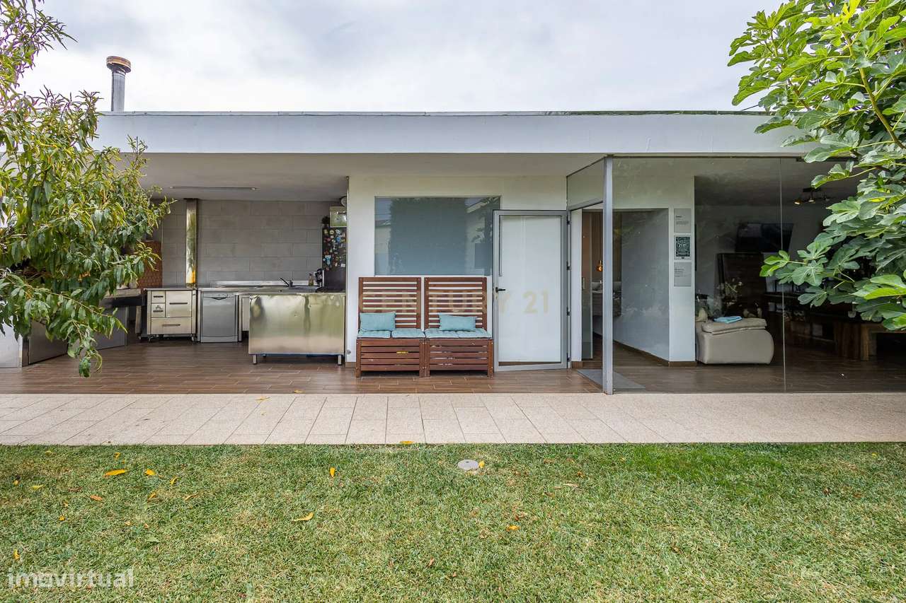 Moradia T4 - Vila de Cucujães - Oliveira de Azeméis-43