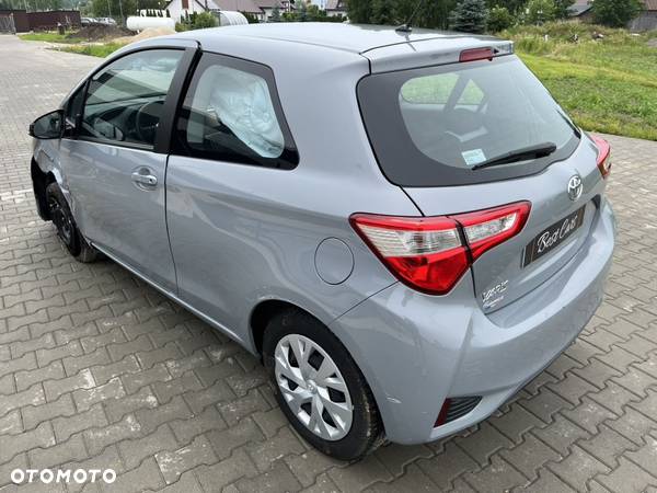 Toyota Yaris - 9