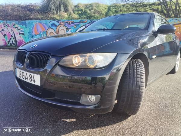 BMW 320 d Auto - 12