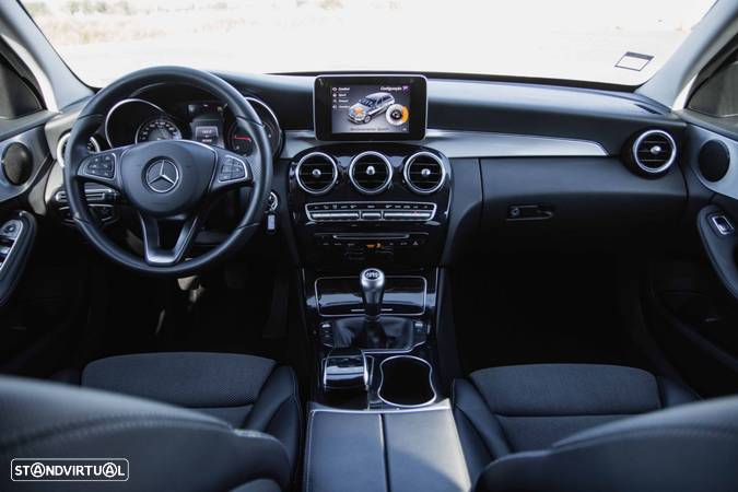 Mercedes-Benz C 200 BlueTEC Avantgarde+ - 35