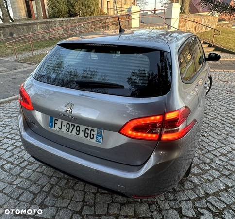 Peugeot 308 - 10