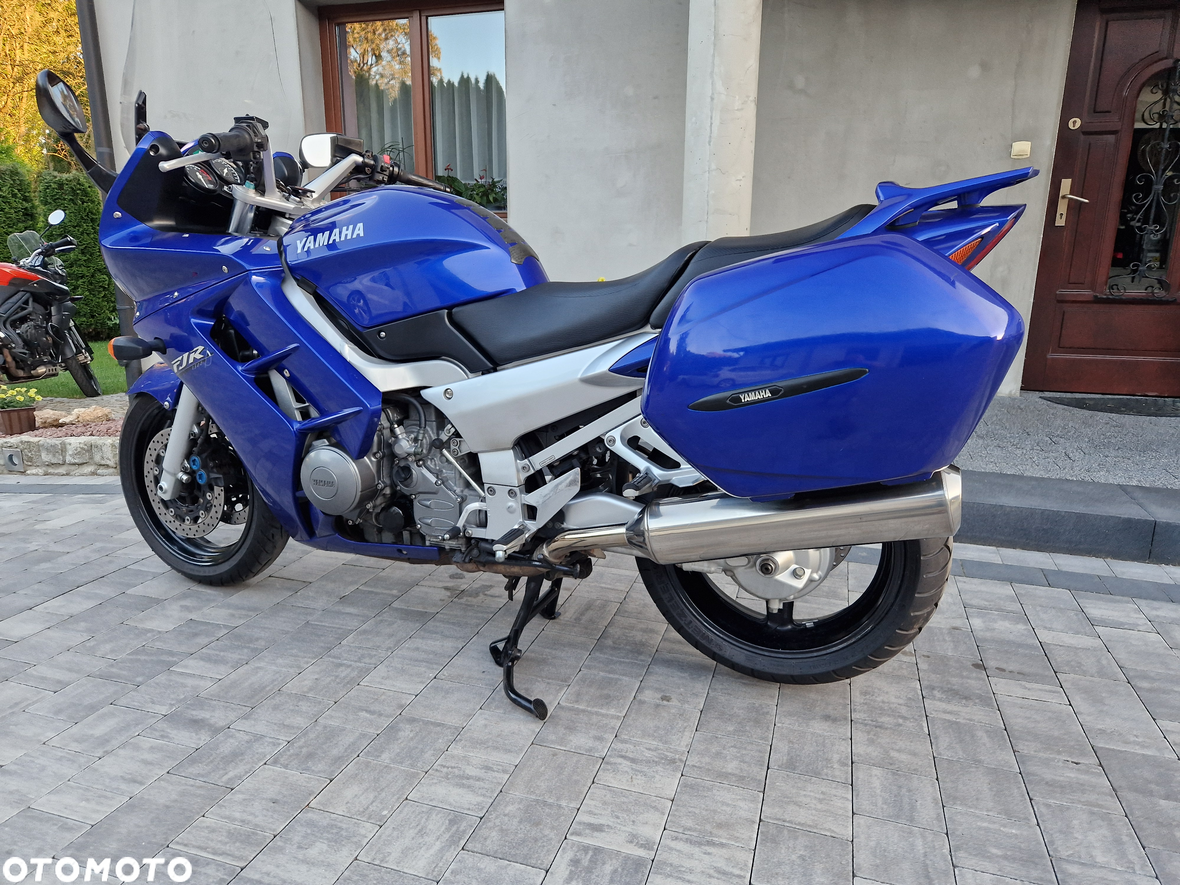 Yamaha FJR - 2