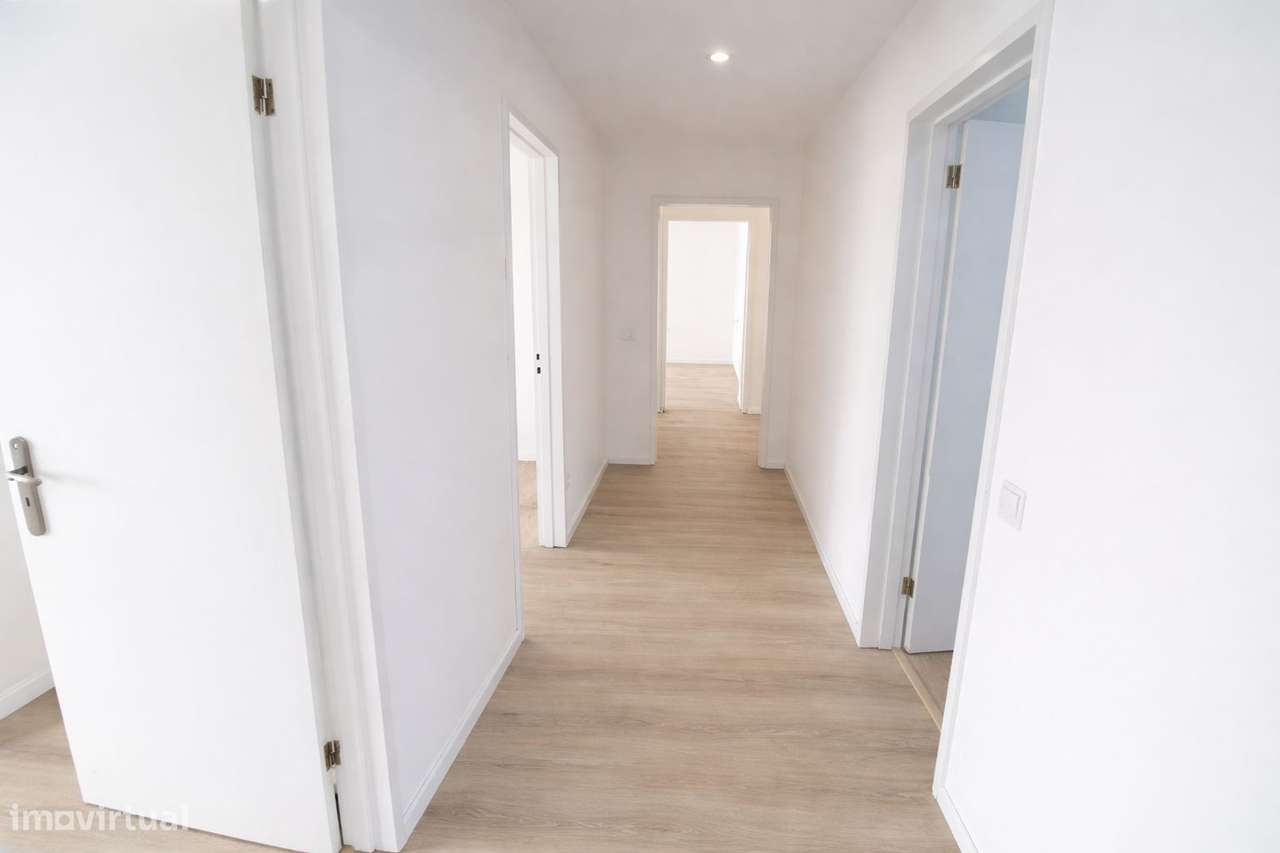 Apartamento T3 Remodelado - em Baguim do Monte-5