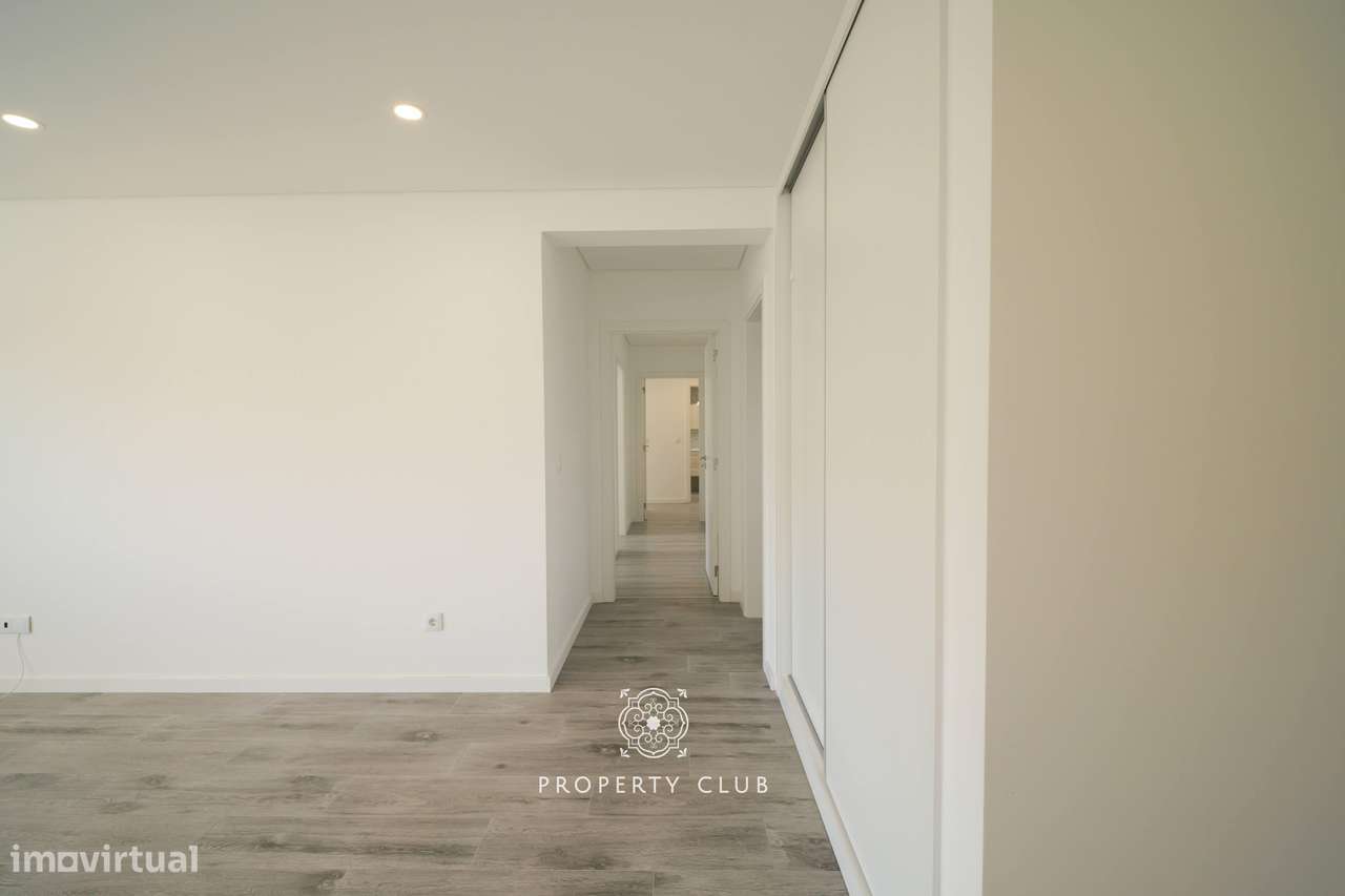 Apartamento T3 semi-novo na Urbanização Val Flores – Pinhal Novo-3