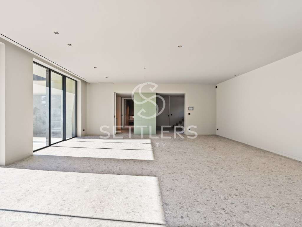 Moradia Isolada T5+1 - Birre - Grande imagem: 5/27