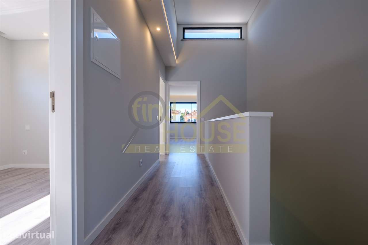 Moradia geminada T3 em Bicesse-15