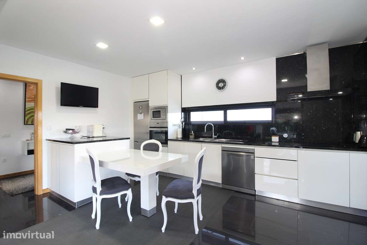 Moradia, 188 m², Valongo-14