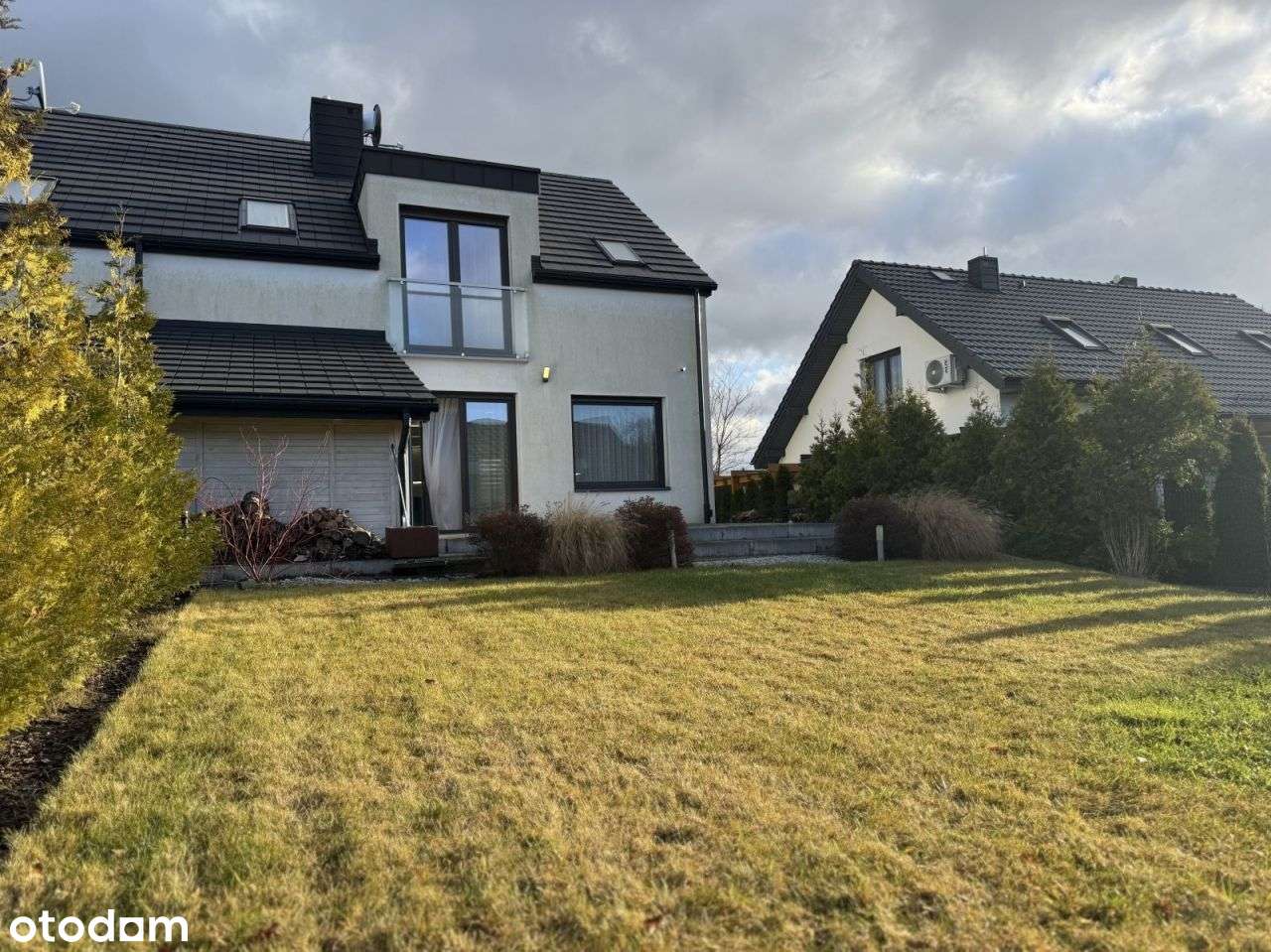 Nowoczesny dom w świetnej lokalizacji-8