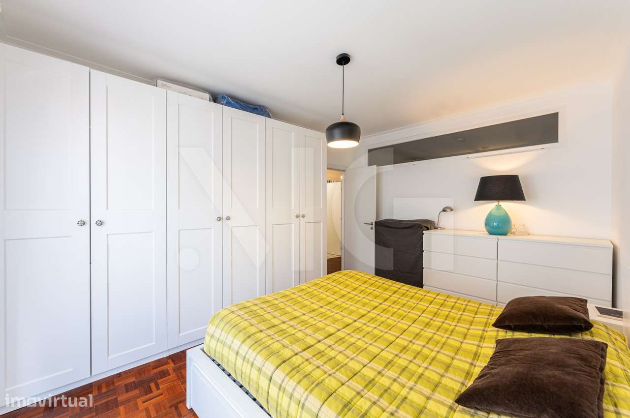 T2+1 com Varandas, Lugar de garagem, Totalmente Remodelado - Paranhos-31