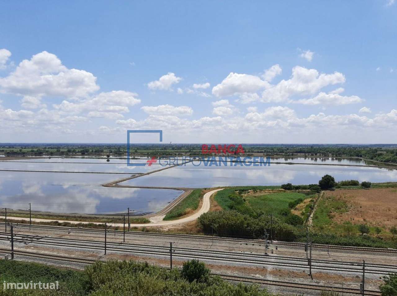 Apartamento T4 Azambuja perto da Estação da CP - Grande imagem: 3/18