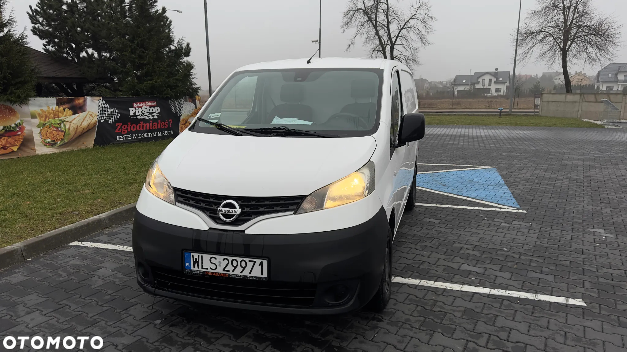 Nissan NV200 - 2