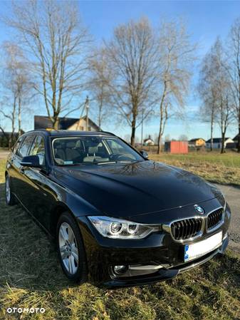 BMW Seria 3 318d DPF Touring Edition Sport - 1