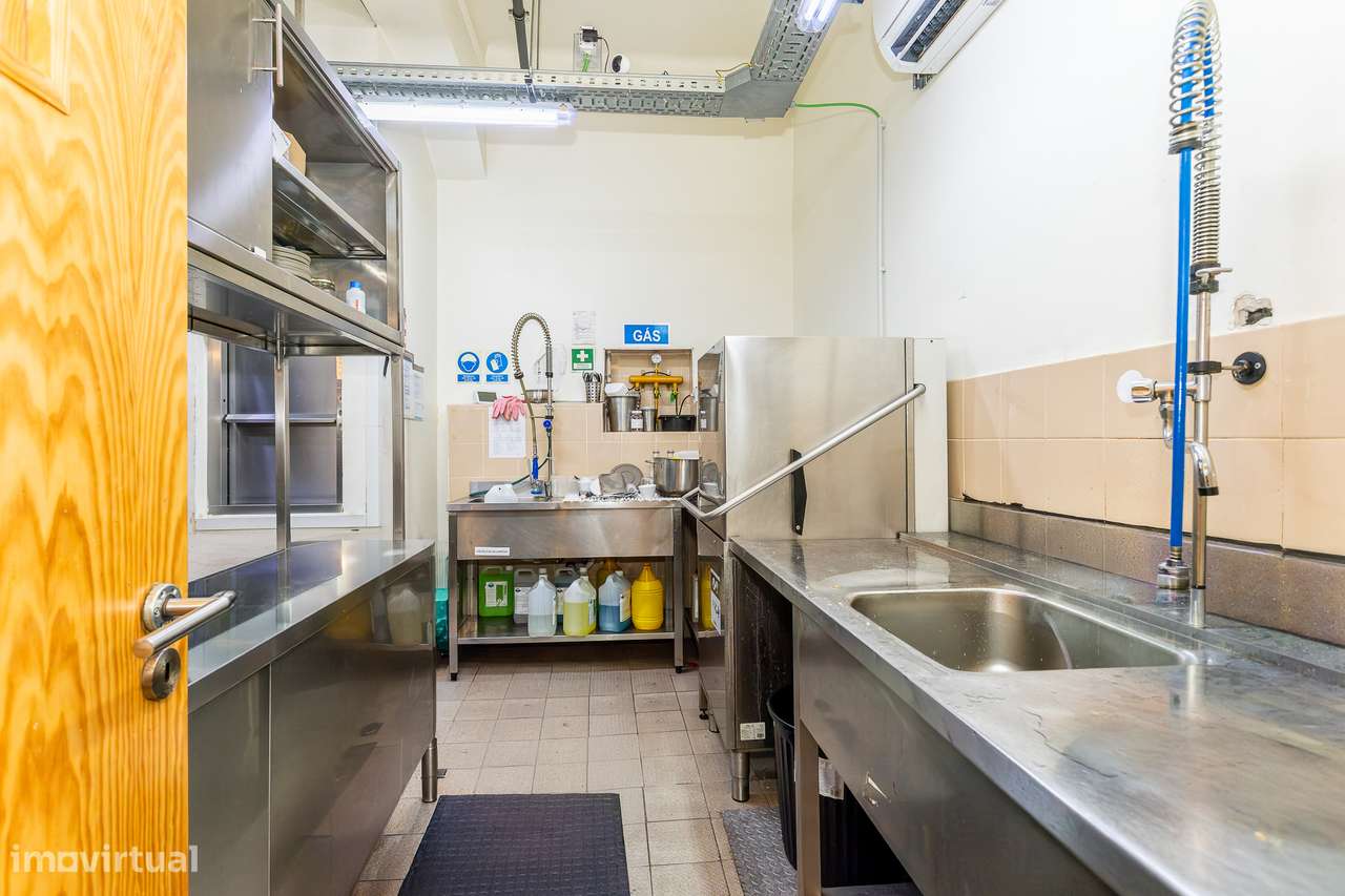 Restaurante em Alvalade | Trespasse | Esplanada | 250.000€-21