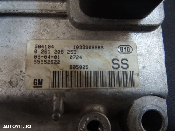 Calculator motor Opel Corsa C 1.2 benizna Z12XEP - 2