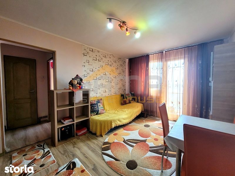 Apartament 3 camere, centrala proprie, zona Aurel Vlaicu - Fortuna