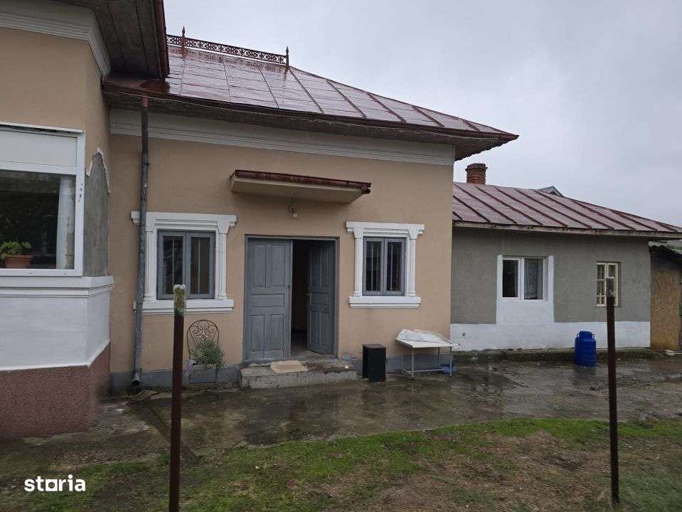 Casa cu Teren intravilan 1500 mp, Centrala termica, Poiana Lacului --1