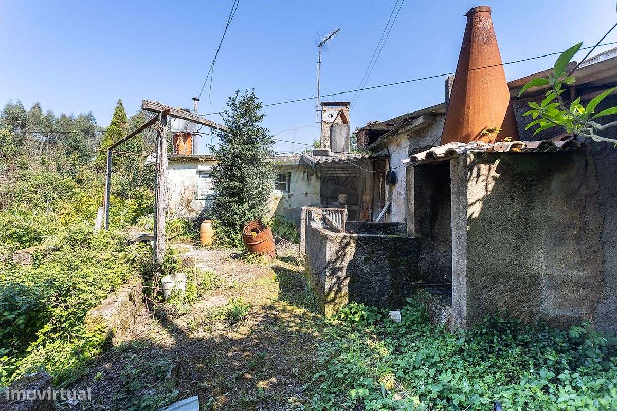 Moradia T4 para venda-5