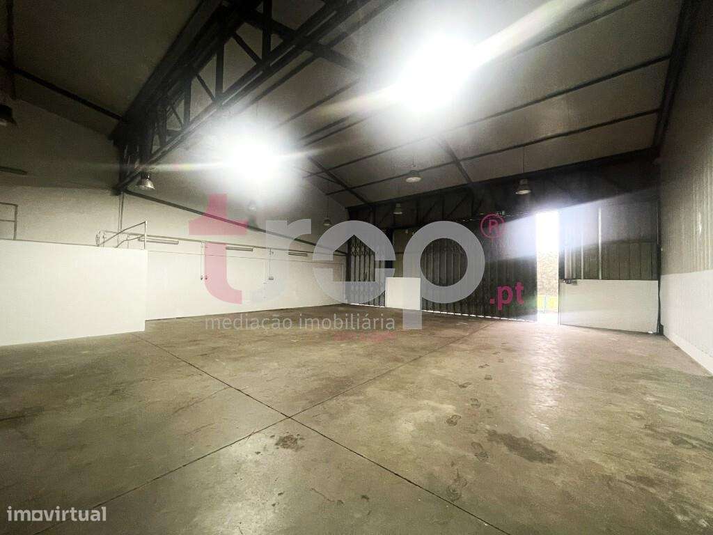 ARMAZÉM INDÚSTRIA TIPO 3 - ÁREA 2791,60m2/8.000m2 - Grande imagem: 4/9