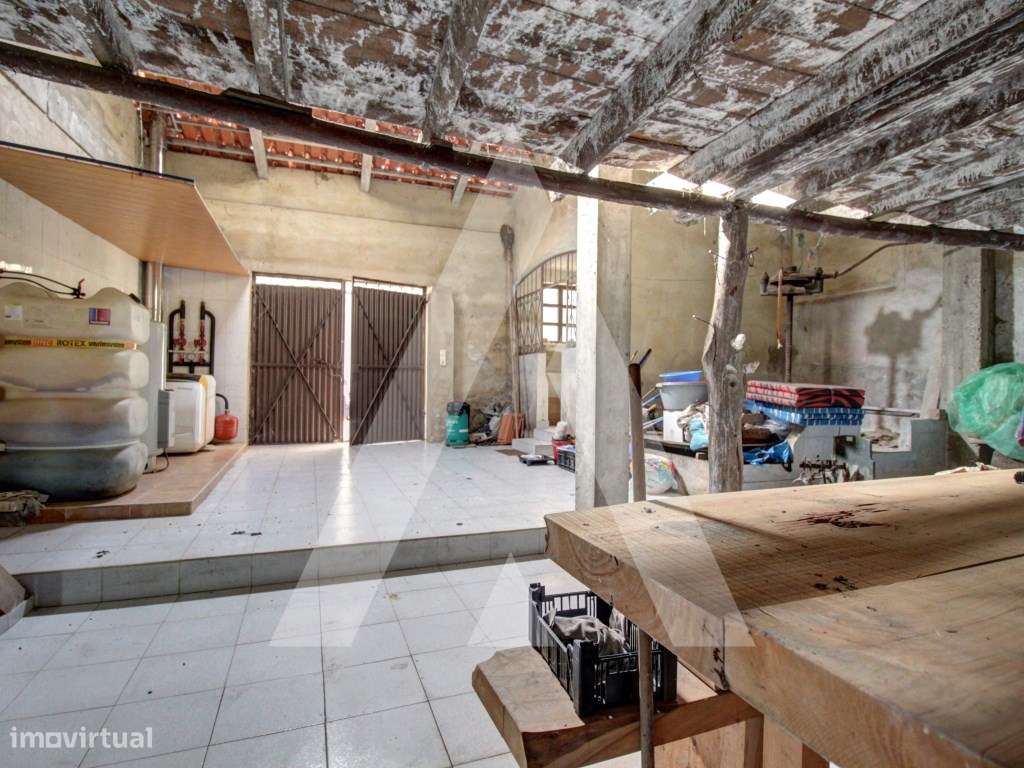 Moradia isolada em Oiã-40