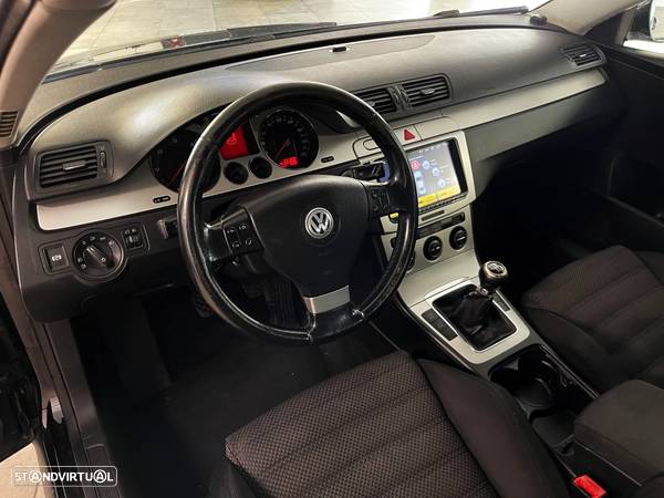 VW Passat Variant 2.0 TDi Sportline - 6