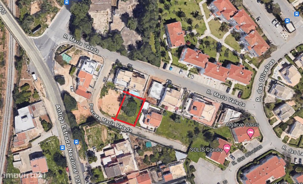 Magnífico terreno urbano, com uma área total de 309m²