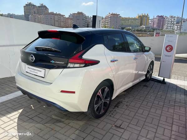 Nissan Leaf N-Connecta Two Tone - 4