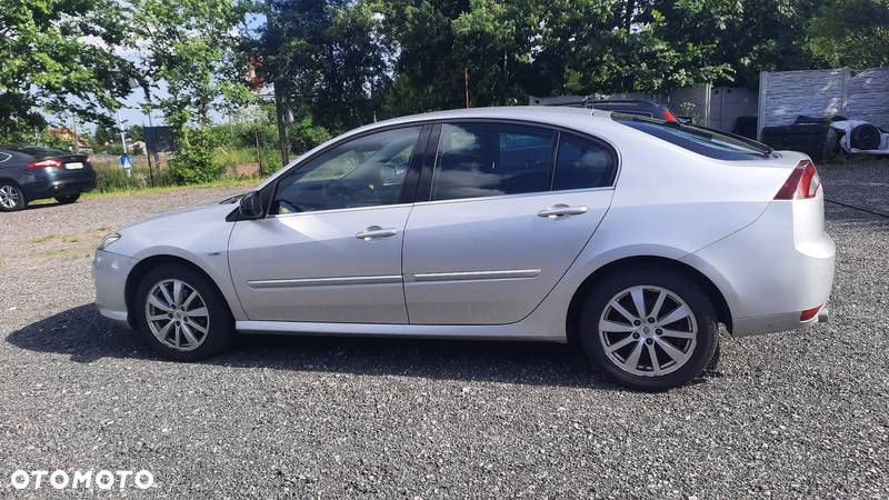 Renault Laguna ENERGY dCi 130 FAP Start & Stop Paris - 8