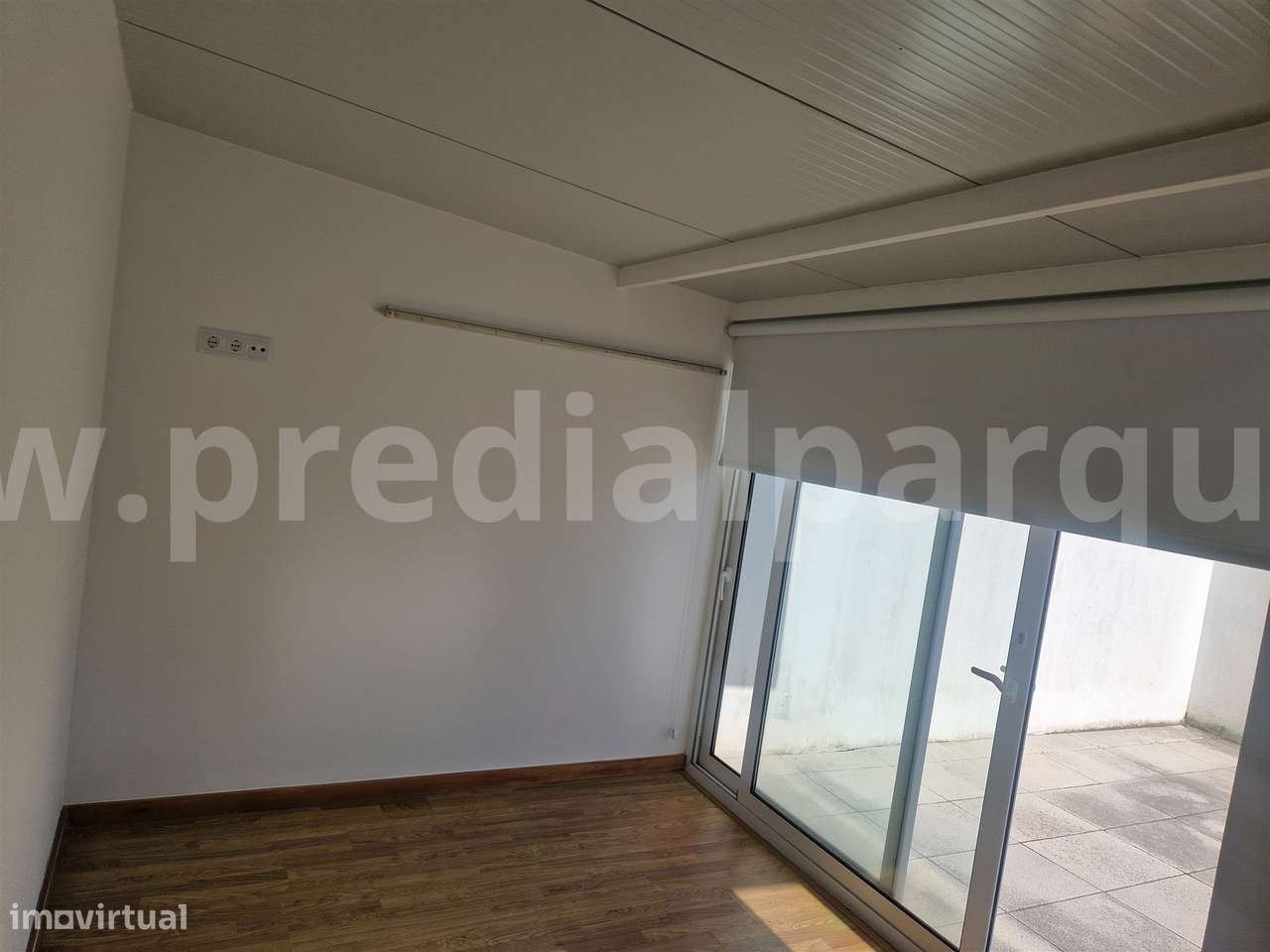 Moradia T3+1 para venda no Bairro António Aroso-25