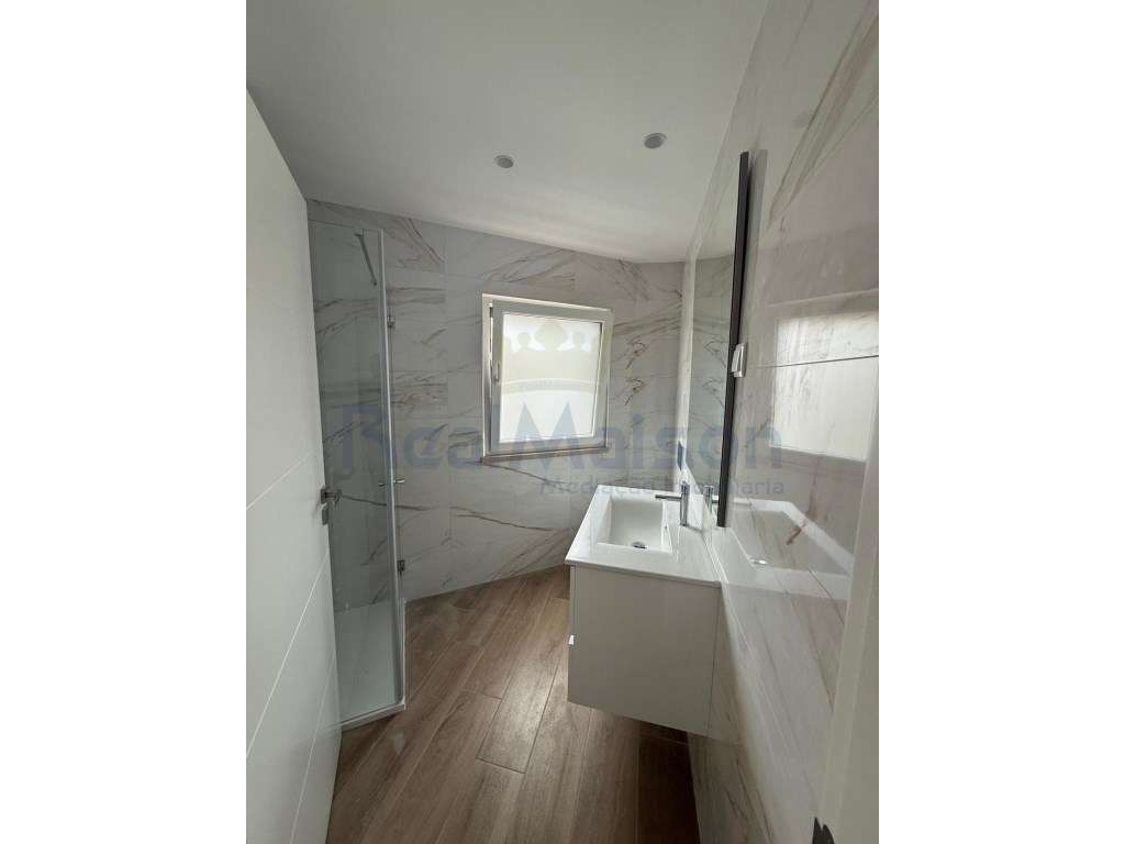 Fantástica Moradia T3 - S.Domingos de Rana - CONSTRUÇÃO NOVA-18