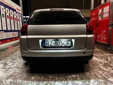 Opel Signum 1.8 - 3