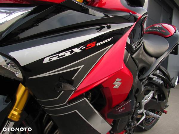 Suzuki GSX - 30