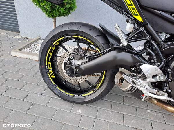 Yamaha MT - 27