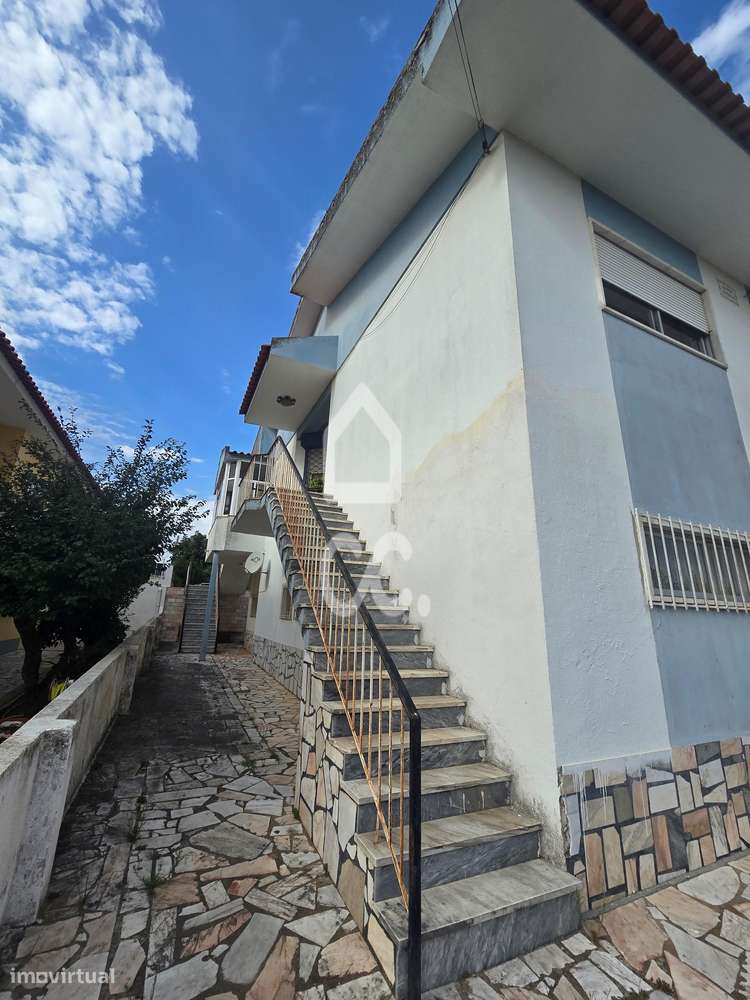 Moradia T3 com Garagem e Lote de 1110 m² – São Julião do Tojal, Loures-15