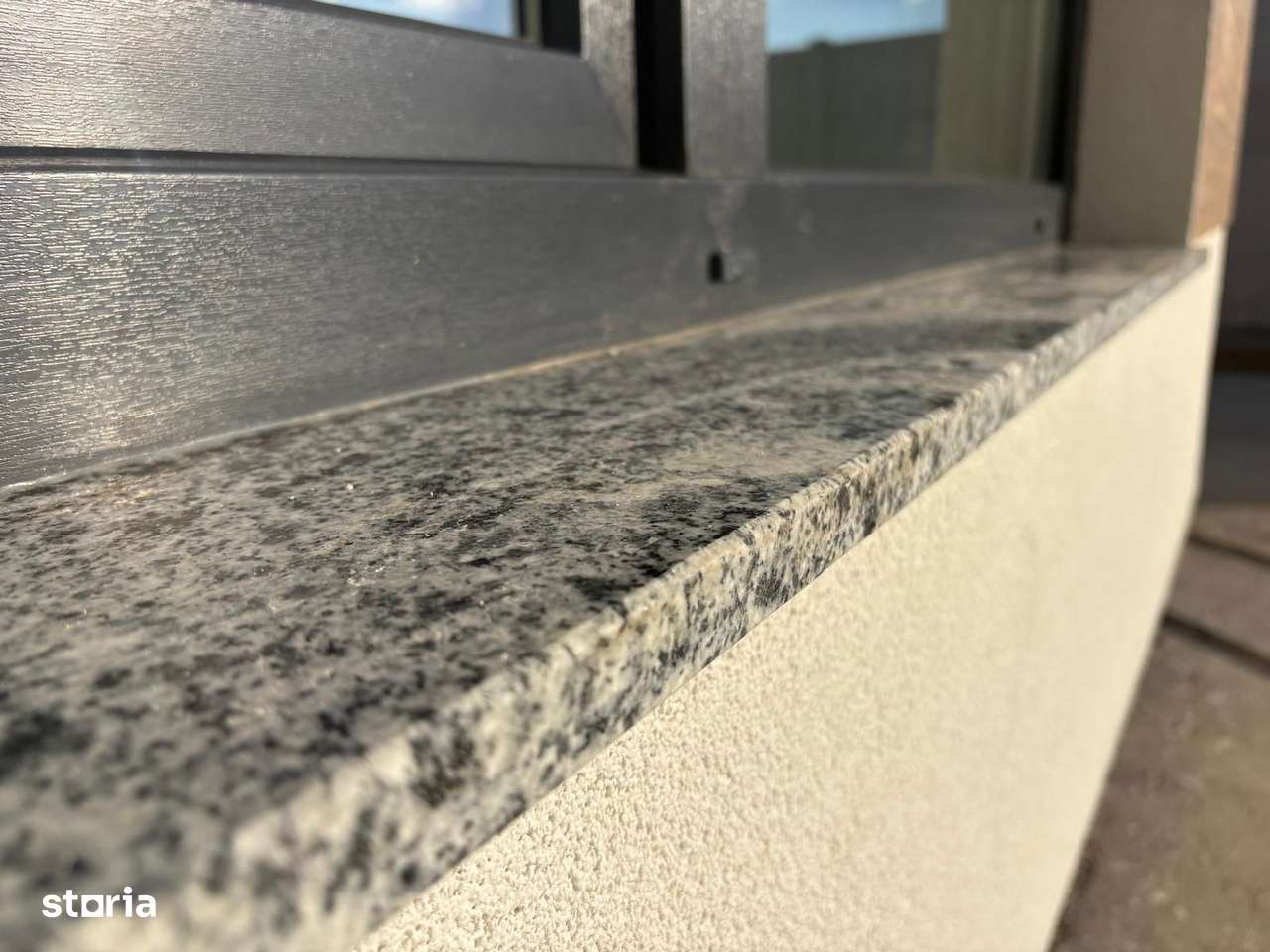 Casa Santandrei, 162 000 E (neg). Comision 0.-14