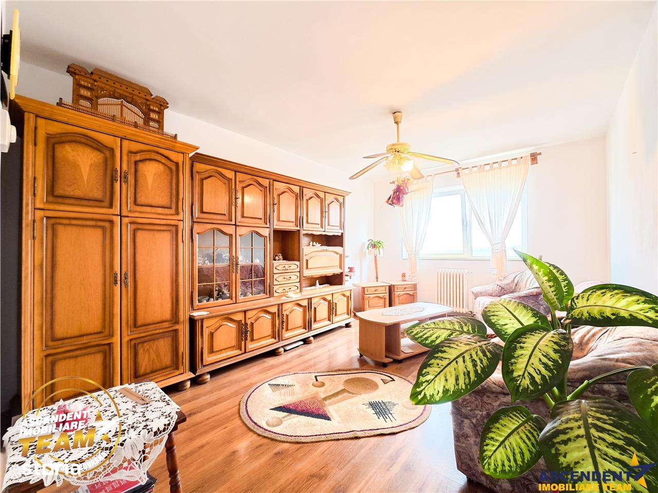 3D Tur! 3 camere,decomandate,apreciabila ariere,Dealului,Simeria,Sfant - Imagine principală: 1/20