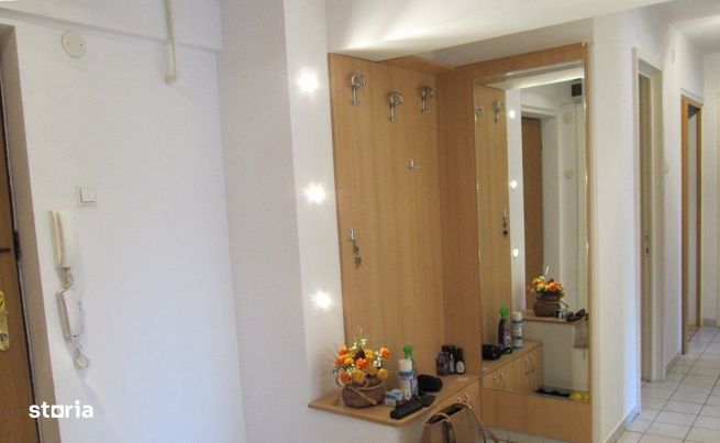 APARTAMENT 3 CAMERE | UNIRII