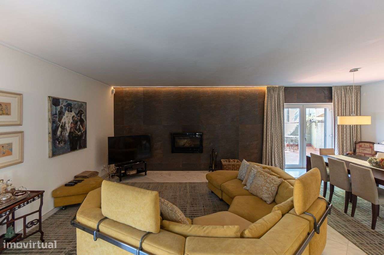 Moradia totalmente remodelada na melhor zona das Antas-10