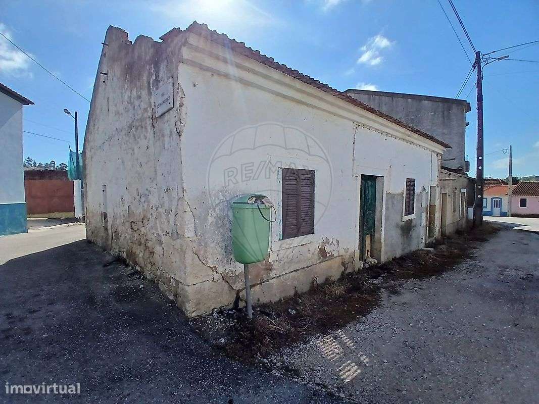 Moradia T1 para venda - Grande imagem: 2/9