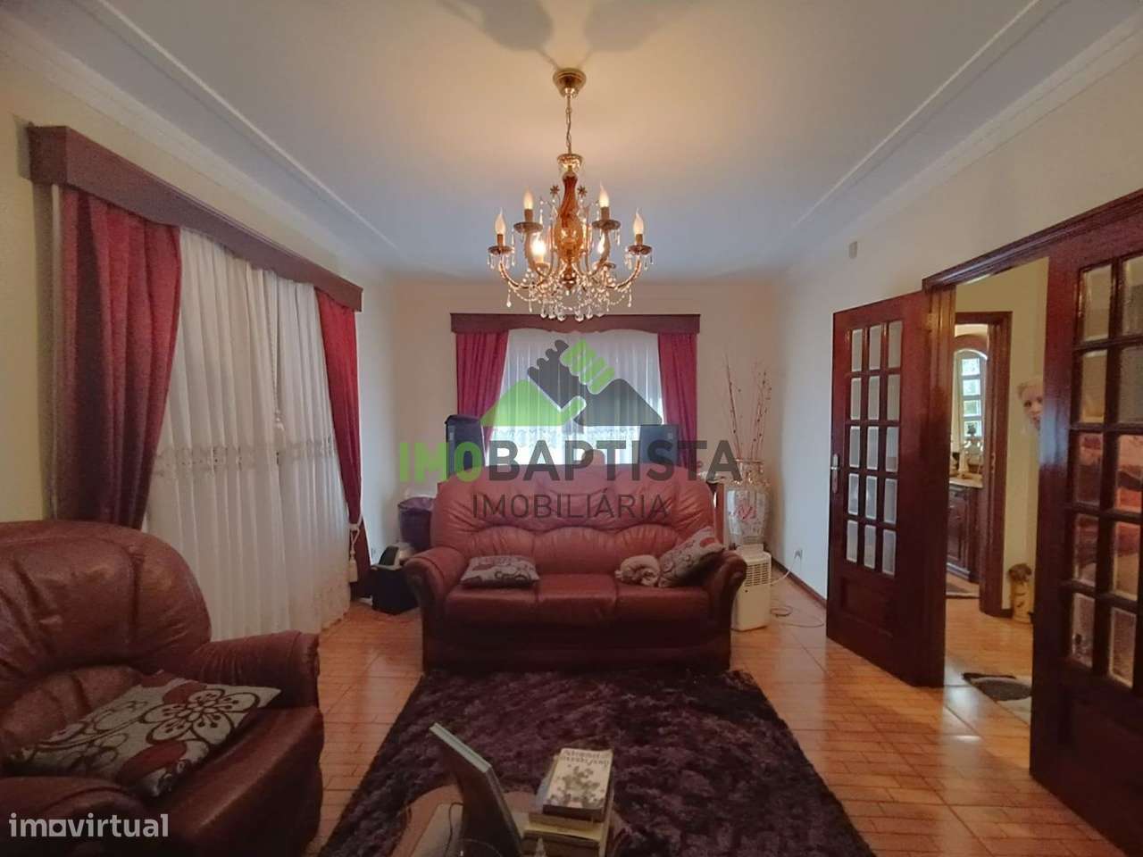 Moradia V3 Isolada nas Caldas de São Jorge-7