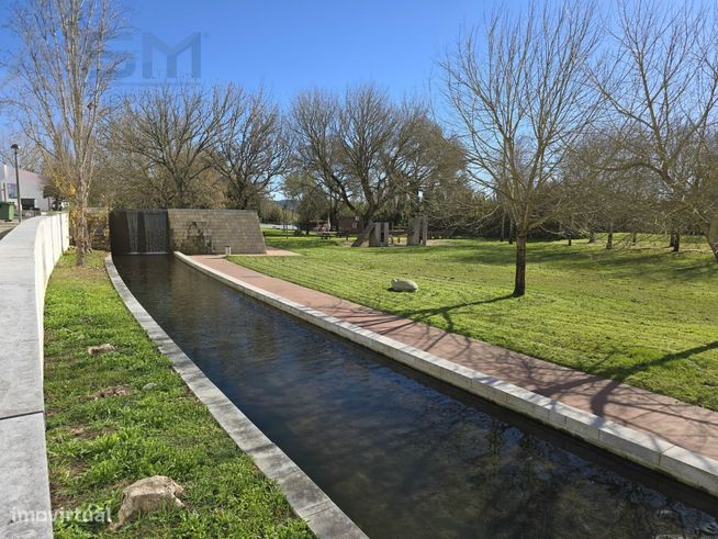 Vila Nova da Barquinha - Moradia T4 Duplex com quintal junto ao rio-36