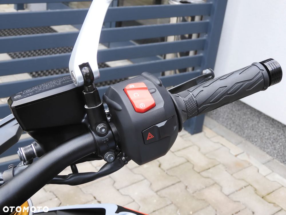 GSX-S 1000#2023#LED#Pierw...