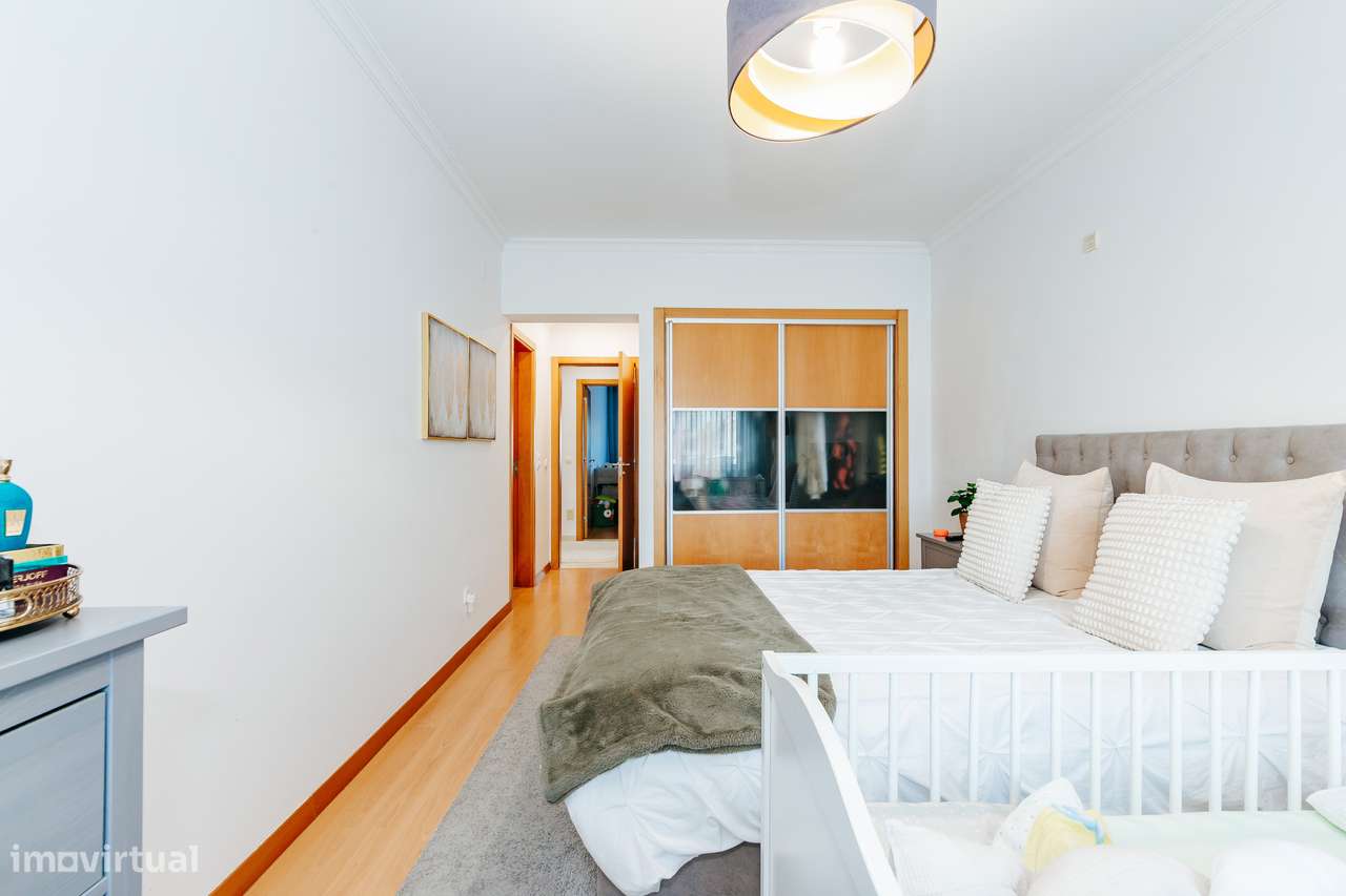 Apartamento de 4 assoalhadas em zona de excelência no Montijo-19